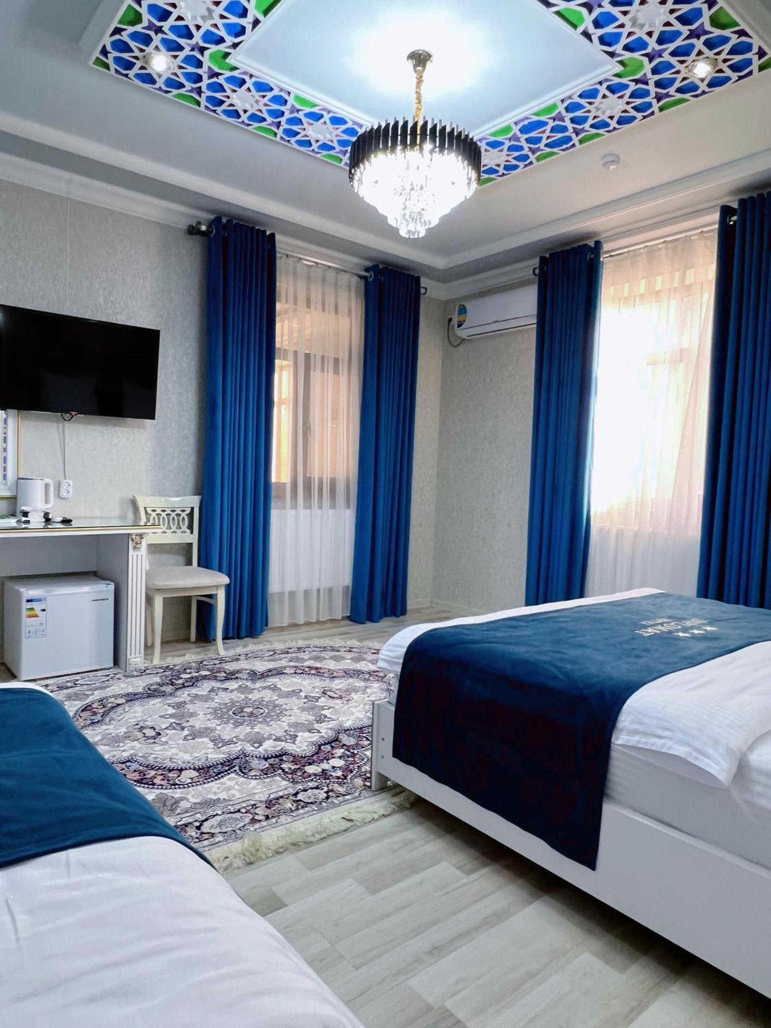 Diplomat Premium Hotel Samarkand Exterior photo