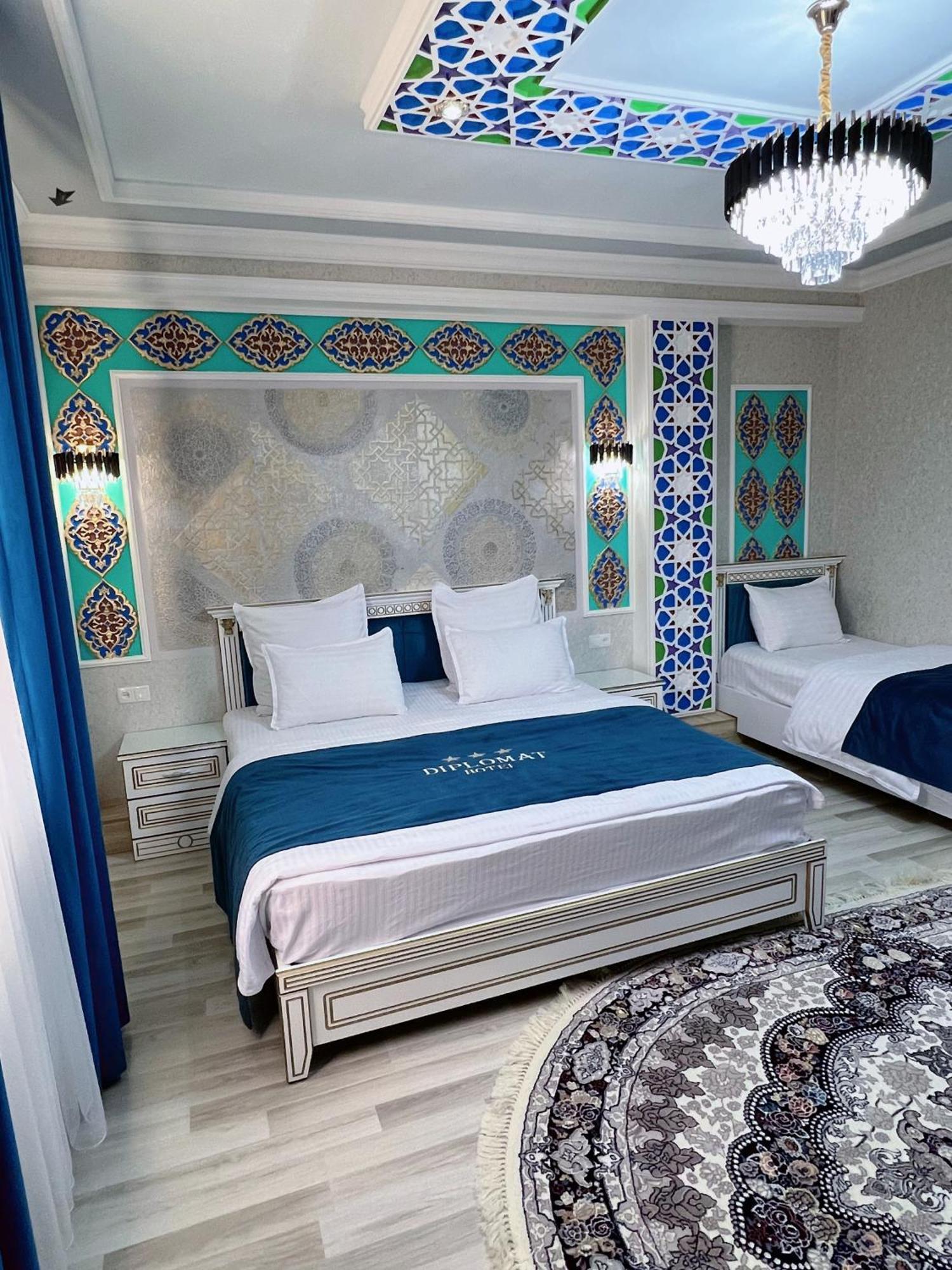 Diplomat Premium Hotel Samarkand Exterior photo