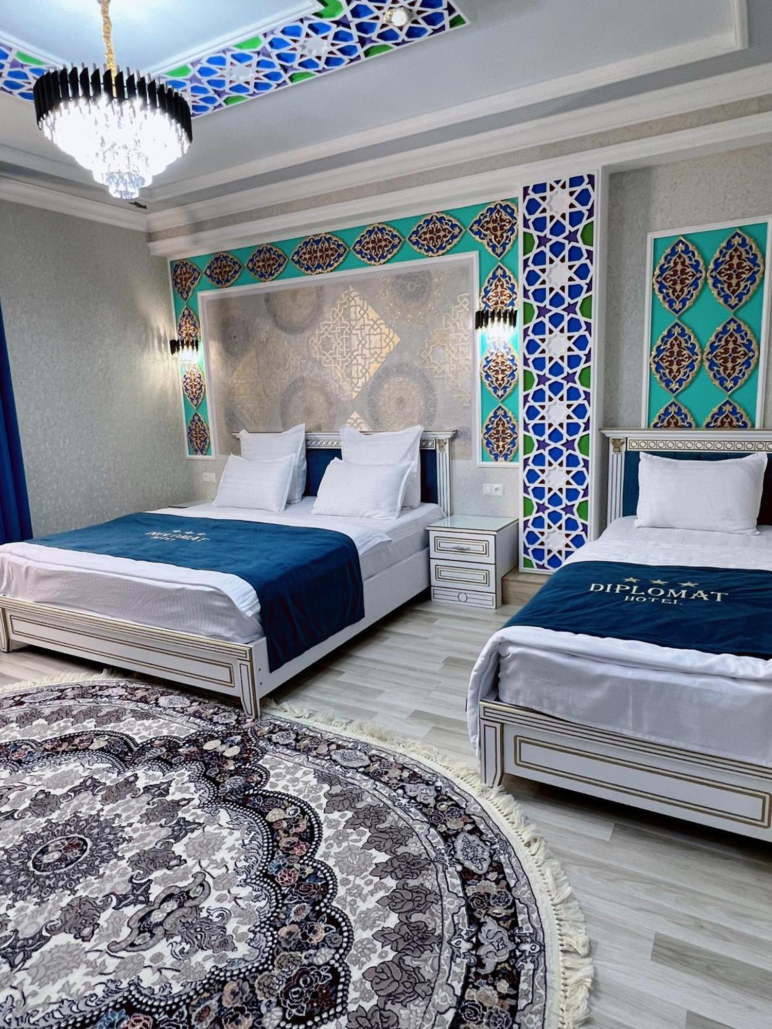 Diplomat Premium Hotel Samarkand Exterior photo