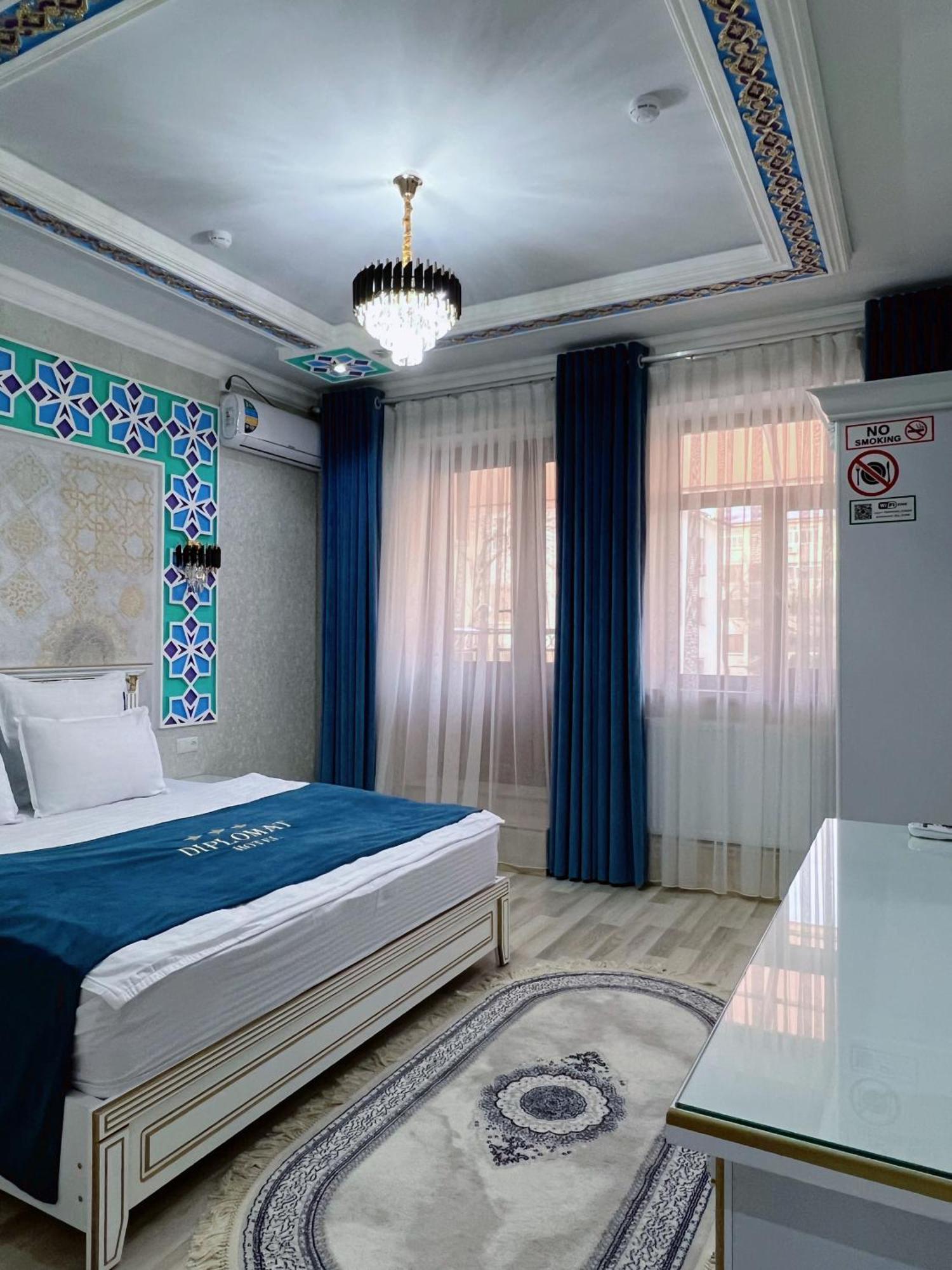 Diplomat Premium Hotel Samarkand Exterior photo